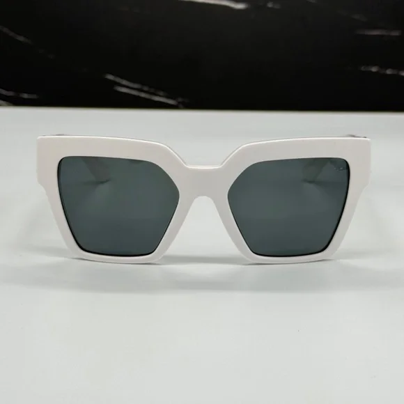 NEW MOD 4458 314/87 VERSACE VE4458 314/87 WHITE WOMEN VE4458 31487 SUNGLASSES